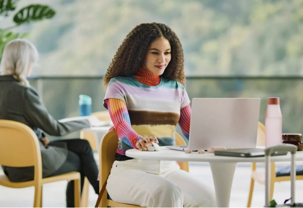 ノマドワーカー